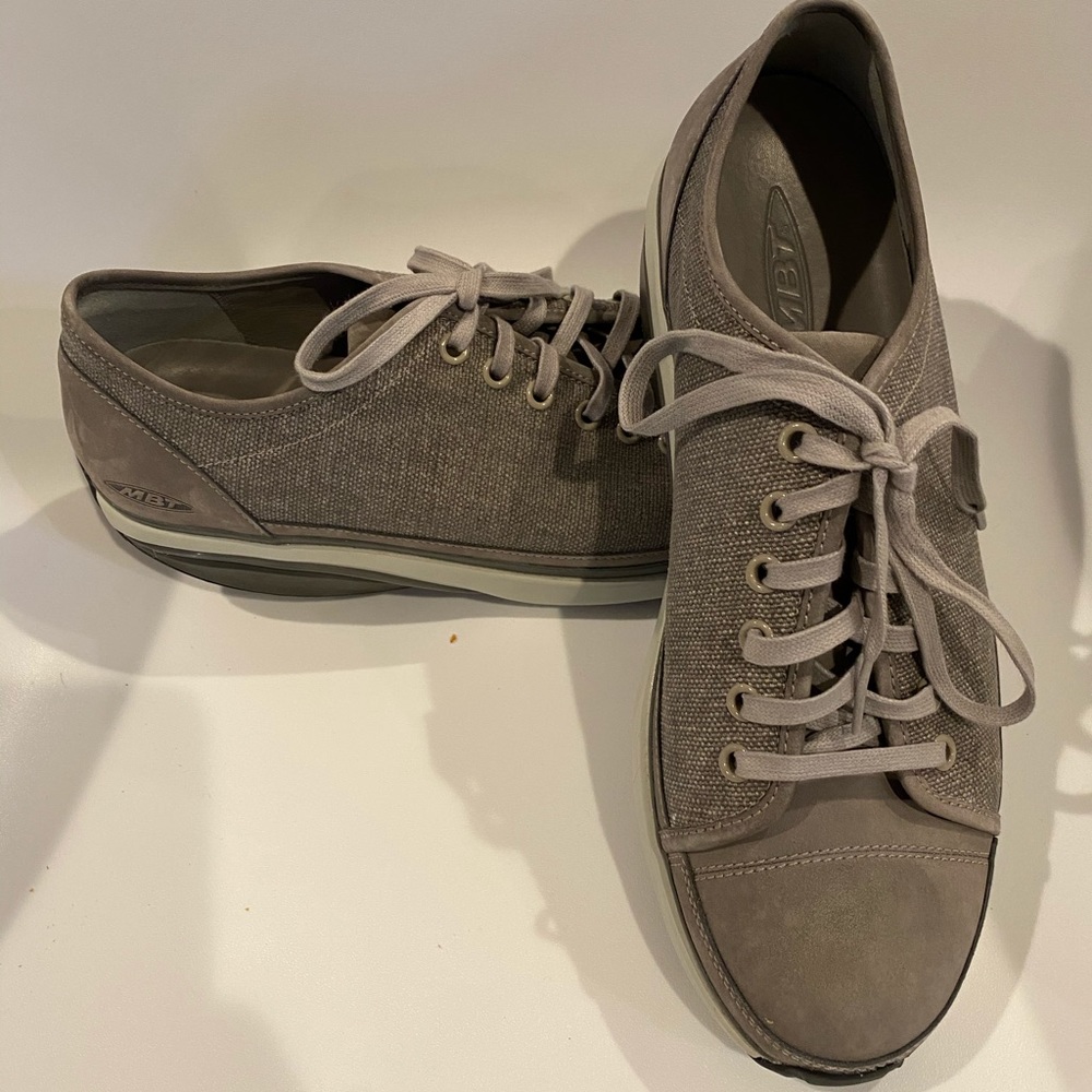 Men’s MBT Nafasi Lace Up Shoe